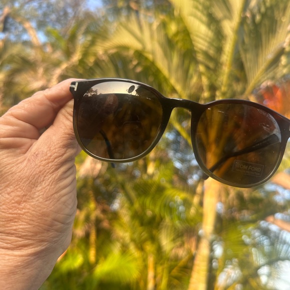 Tom Ford Brown Sunglasses - Picture 4 of 6